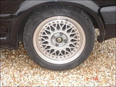 Quelle est cette marque de jante?