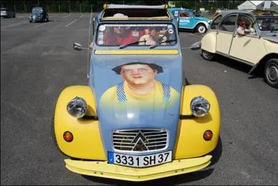 Social : le 26 septembre de quelle anne ? Coluche, lors d'une mission de radio, profitant de sa popularit, lance un appel pour la cration des restos du cur.