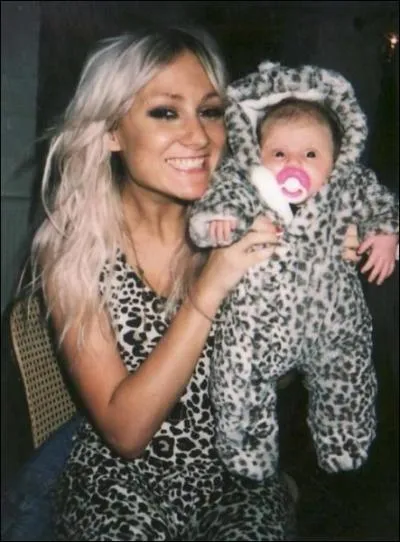 Comment s'appelle la maquilleuse des boys ?