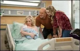 Comment s'appelle le dernier bb de la famille dans la saison 3 ?