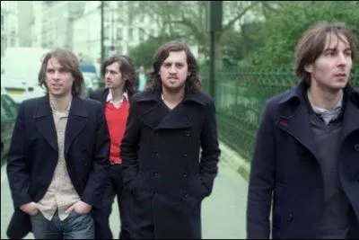 P : Groupe franais chantant en anglais.