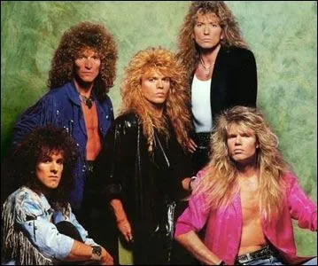 W : Trs bon groupe de hard rock/blues rock.