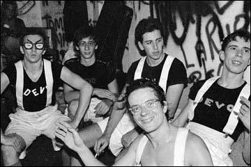 D : Les rois du proto-punk.