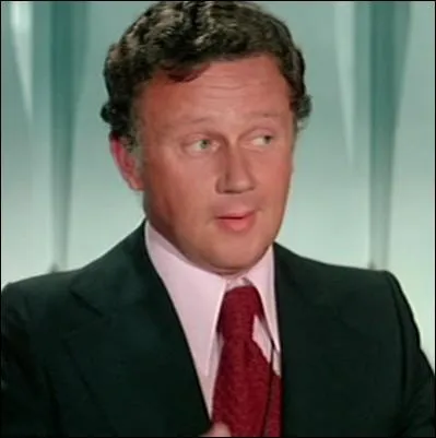 Dans quel film jou par Louis De Funs peut-on voir Philippe Bouvard en animateur dans un dbat tlvis sur   la malbouffe   ?