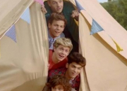 Quiz Live while we're young-One Direction