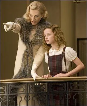 Egalement tir d'une trilogie littraire de grande qualit, de Pullman, seul un premier film a t produit, hlas. Les dcors rels et invents et les costumes sont superbes