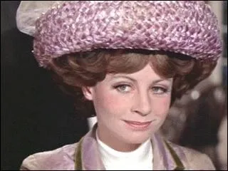 Un film comme on en fait plus, avec une flope de grands acteurs, ici adversaires dans une course tout  fait fantaisiste entre Londres et Paris , en 1910. Ralis par Ken Annakin, c'est ?