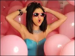 Avec qui Selena G. sort-elle en ce moment ? (2012)