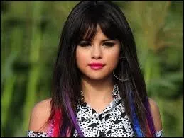 En quelle anne Selena G. devient-elle en ambassadrice de l'UNICEF ?