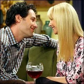 Mike Hannigan et Phoebe forment un joli couple, qui va finir par se marier. Mike est un avocat qui a laiss ce job pour ?
