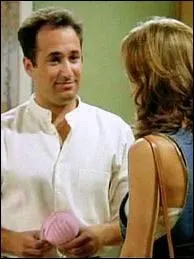 C'est celui qui aurait pu tre l'ex-mari de Rachel si elle ne s'tait enfuie, il est dentiste. Quel est son nom ?