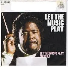 Il a connu un beau succs avec  Let the Music Play  en 1976. Quel est ce chanteur, compositeur amricain ?
