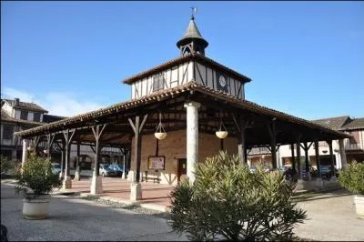 Quelle est cette bastide du Gers fonde par Eustache de Beaumarchais en 1284, d'origine romaine : Colonia alba ?