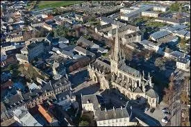 Nous allons faire une petite promenade dans la ville de Carentan, o les habitants se nomment les ...