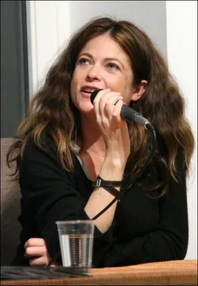 Qui succède à Alexia Laroche Joubert comme "directrice" ?