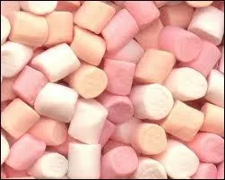 C'est une confiserie qui, originellement tait extraite de la guimauve, mais dans sa forme moderne :