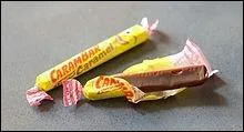 Originellement au caramel et cacao, de huit centimtres de long pour huit grammes :