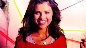 Quel est son nom dans :  Les sorciers de Waverly Place  ?