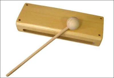 Le woodblock est un instrument à percussion