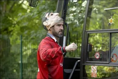 Eric Cantona est lui mme dans :