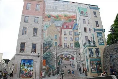 Allons  Qubec pour admirer  deux pas de la place Royale, la fresque des Qubcois qui retrace l'pope du pays  travers ses personnages mythiques, qui fonda Qubec ?