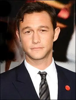 Joseph est aussi connu pour ses talents de chanteur et de musicien. De quel instrument joue-t-il ?