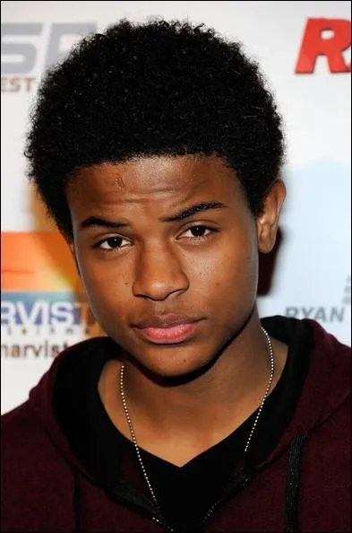 Quelle chanson chante-t-il ?