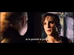 Quel jeune homme dsire lui aussi raliser ses rves, mais n'est jusqu' prsent que barman au Bourbon Room ?