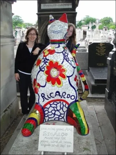 Selon vous o peut-on retrouver cette pierre tombale ?