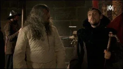 Qui est l'enchanteur officiel de Kaamelott ?