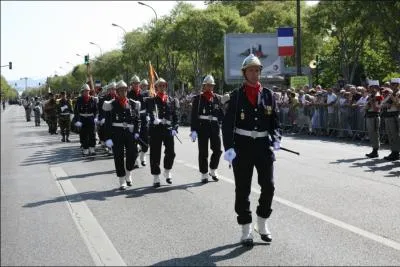 Un lieutenant-colonel est un ?