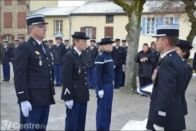 Un adjudant-chef est un ?