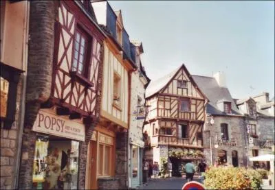 Si vous allez  Malestroit, dans quel dpartement vous faut-il aller ?