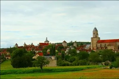 Dans quel dpartement se trouve la ville de Martel ?