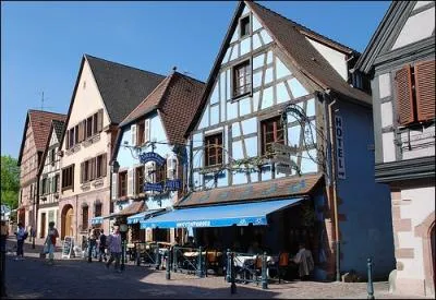 Entre 1964 et 1999 cet tablissement (photo) a t tenu par un ancien coureur cycliste trs populaire et rput pour tre le boute-en-train des pelotons. Qui est-il ?