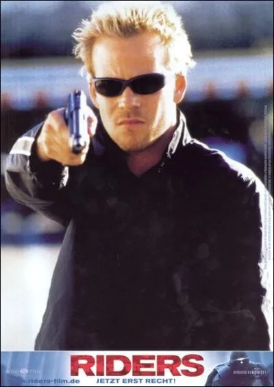 Qui incarne-t-il dans  Riders  ?