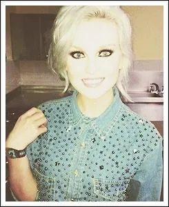 Comment s'appelle la copine de Zayn ? (depuis 2012)