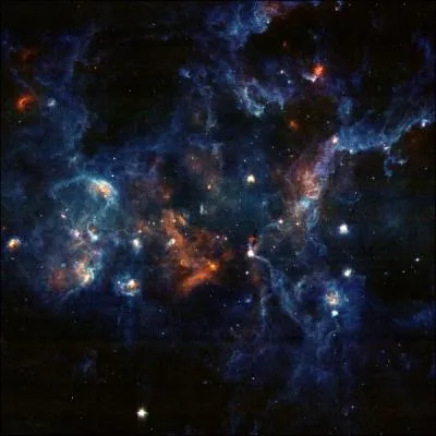 Le systme multiple d'Epsilon de la Lyre gravitant autour d'un centre de gravit commun est constitu de :