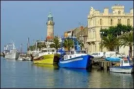 Je vais passer mes vacances au Grau-du-Roi. Les habitants de cette commune Gardoise se nomment les ...