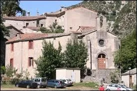 Promenons-nous dans la commune de Navacelles, o la population rpond au nom de ...