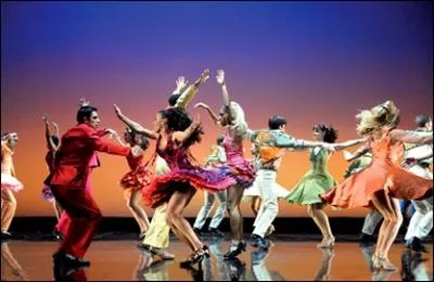 Danse d'origine cubaine et voisine de la salsa, elle est particulirement apprcie sur le continent amricain dans les annes 50.