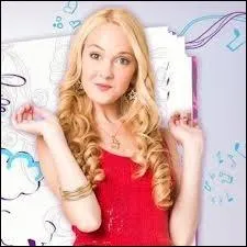 Avec qui sort Ludmilla au dbut de la srie ?