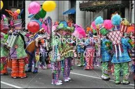 Quelle est cette parade avec costumes et scnes mobiles organise aux USA,  Phildelphie pour fter le 1er janvier ?
