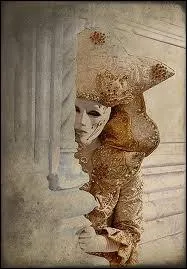 Ce soir, lui a convi un amricain du Maine, un binoclard hyper-dou lequel, esprons-le, viendra sans a, et sans son chien. C'est ?