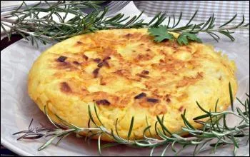 Avec un mlange de lgumes au choix selon la province. La base est toujours la pomme de terre. Ajoutez, selon votre got : oignons, courgettes, poivron, artichaut, pinards.