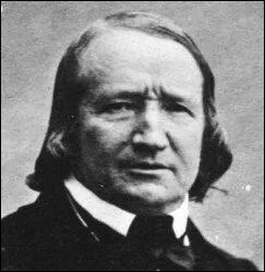 Alfred de Vigny est surement l'crivain le plus pessimiste de l're romantique, son oeuvre est forte et lucide et rsonne encore aujourd'hui. Que prne ce pote solitaire dans son oeuvre ?