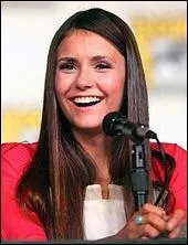 Comment s'appelle le film qu'elle tourne avec Emma Watson ?