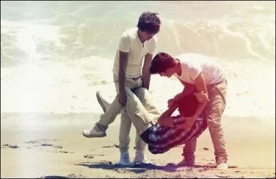 Leur premier clip est...