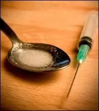 Quel film raconte l'histoire de 3 jeunes drogus hronomanes ?