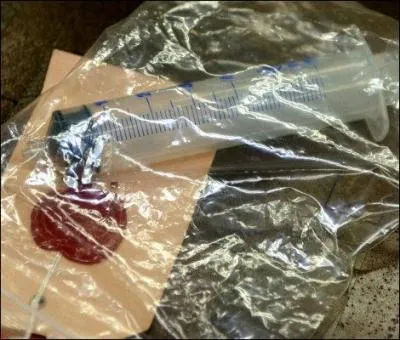 Une enqute a t ouverte par le parquet de Dijon pour 'provocation au suicide' dans l'affaire Chantal Sbire. Pourquoi?